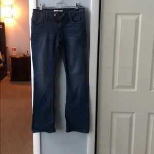 Levi’s 524 Bootcut 28
